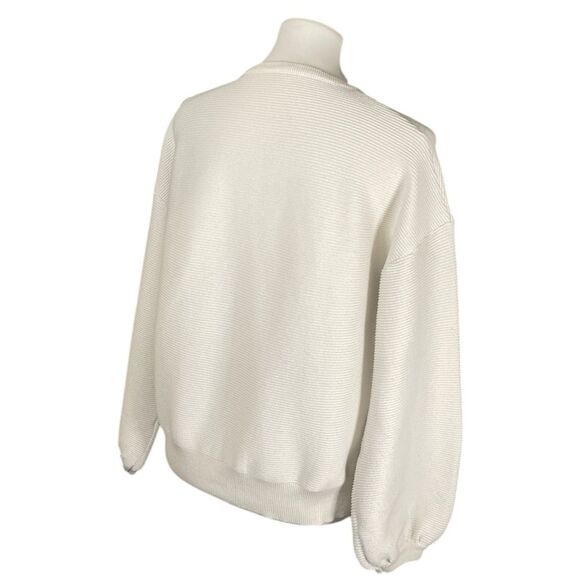 Women’s Oversized Ribbed Knit Crewneck Sweater, medium. Oatmeal Colored Cream - Picture 4 of 11